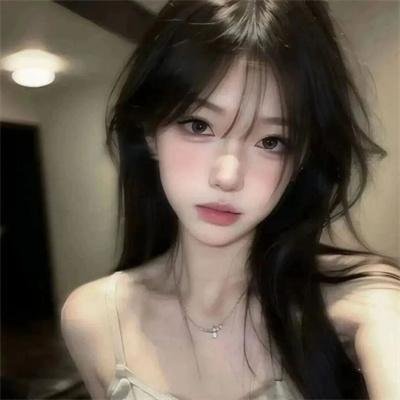 踮起脚尖靠近你